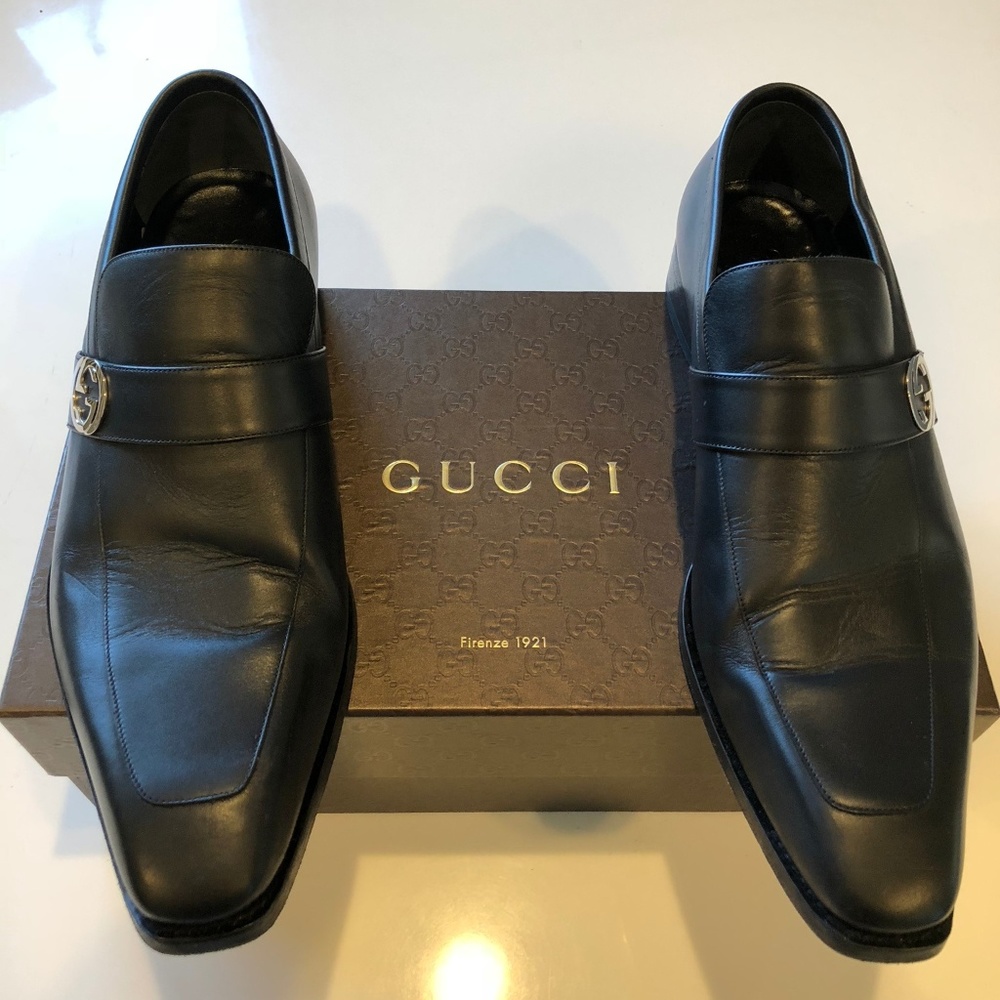 Gucci: Black Loafers